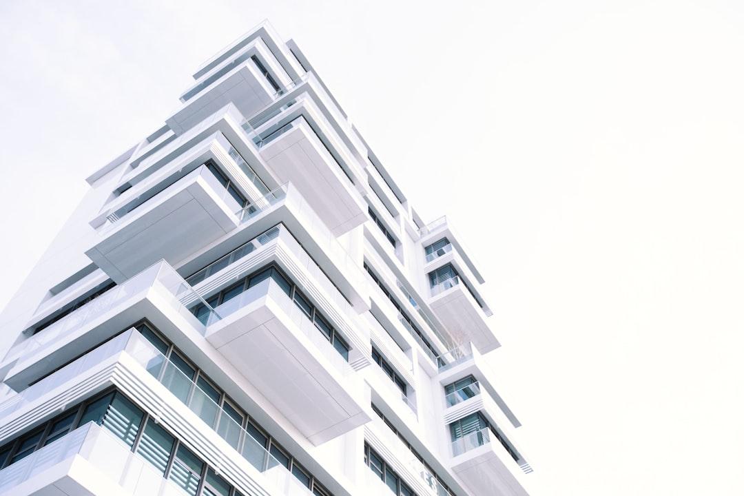 Autonomous Property Operations: The Institutional Playbook for REITs and PE Funds